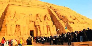 محافظ أسوان .تضامنا مع أحداث غزة