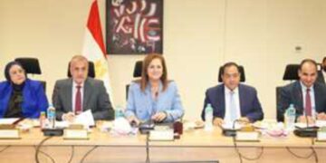 رسميًا.. رفع الحد الأدنى للأجور للعاملين بالقطاع الخاص لـ3500 جنيه اعتبارًا من يناير 2024