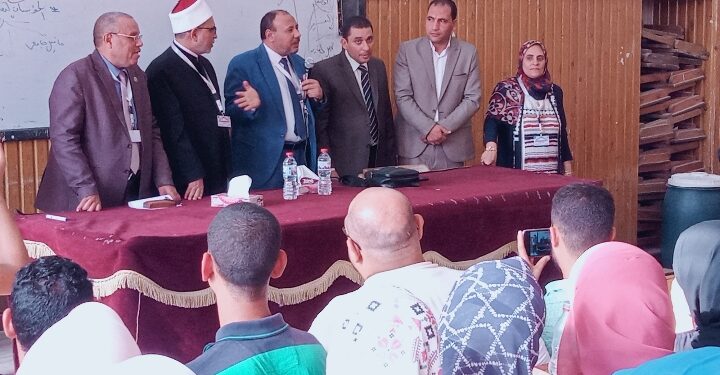 رئيس جامعة الأزهر يتفقد مركز التأهيل التربوي بسوهاج ويشيد بانضباط العملية التعليمية