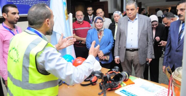 رئيس جامعة كفر الشيخ يفتتح فعاليات ملتقى السلامة والصحة المهنية بالجامعة