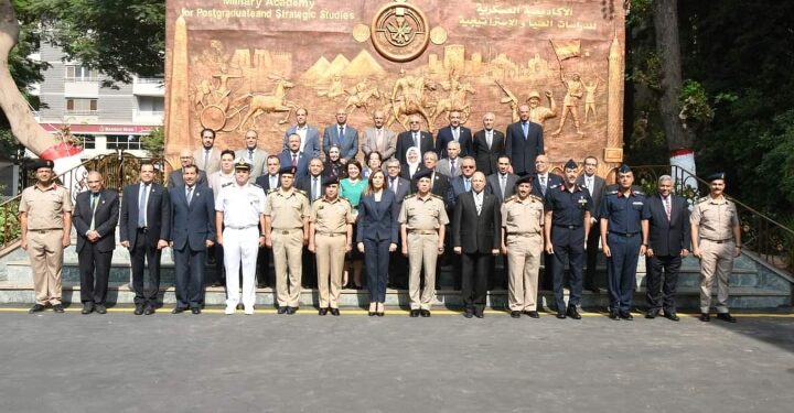 الأكاديمية العسكرية للدراسات العليا والإستراتيجية تنظم معرضها الثانى للكتاب لخدمة الدارسين من العسكريين والمدنيين