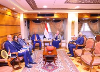القباج تستقبل رئيس البورصة المصرية ويبحثان التعاون بشأن دراسة فرص الاستثمار المجتمعي