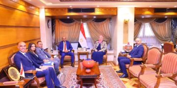 القباج تستقبل رئيس البورصة المصرية ويبحثان التعاون بشأن دراسة فرص الاستثمار المجتمعي