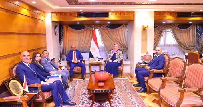 القباج تستقبل رئيس البورصة المصرية ويبحثان التعاون بشأن دراسة فرص الاستثمار المجتمعي