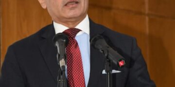 وزير العدل ورئيس جامعة عين شمس يفتتحان مؤتمر التحديات والآفاق القانونية والاقتصادية للذكاء الاصطناعي