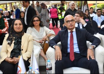 رئيس جامعة عين شمس يفتتح فعاليات الأسبوع التوظيفى للجامعة  ” Career Week 2023 ” في نسخته الثانية