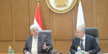 وزير التعليم العالي يرأس اجتماع المجلس الأعلى للتعليم التكنولوجي