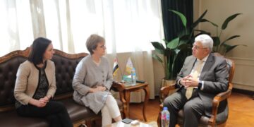 وزير التعليم العالي يستقبل رئيس جامعة أدنبرة نابيير  الإسكتلنديه