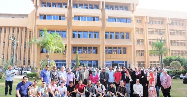 استمرار انعقاد الندوات التثقيفية والقوافل الطبية داخل جامعة كفر الشيخ ضمن فعاليات الاسبوع البيئي لكليات الجامعة