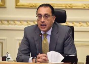 رئيس الوزراء يقرر مد العمل بقرار إعفاء واردات الذهب مع الوافدين من الرسوم الجمركية لستة أشهر اخري