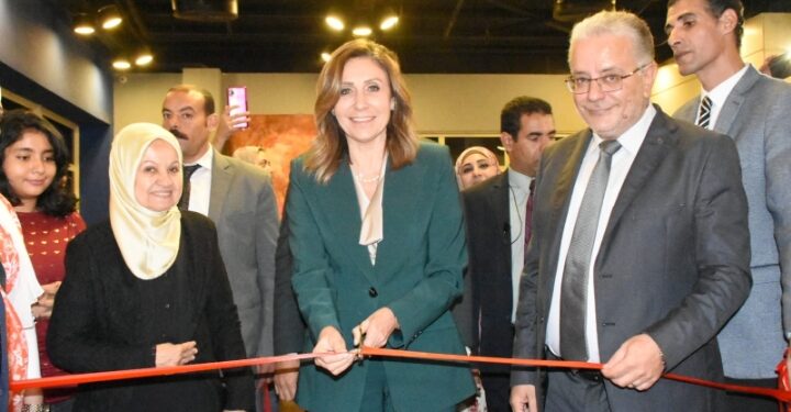 وزيرة الثقافة تفتتح الدورة الرابعة عشرة لمُلتقى القاهرة الدُولي لأفلام التحريك وتُكرم الفائزين بمسابقاته