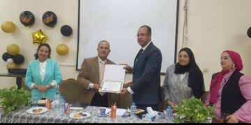 حقوق الإنسان والمجتمع” ندوة لمركز بحوث الشرق الأوسط بكلية التربية