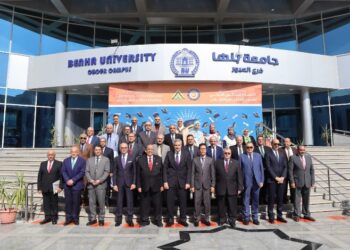 وزير التعليم العالي يستعرض تقريرًا حول اجتماع المجلس الأعلى لشئون التعليم والطلاب