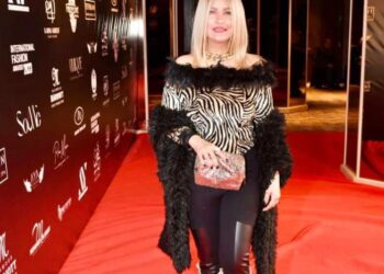 تألق و إبداع متواصل للإعلامية دانا أبو زيد