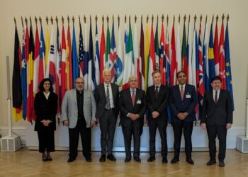 وزير التعليم العالي يزور مقر منظمة التعاون الاقتصادي والتنمية بباريس لمتابعة التعاون المشترك مع المنظمة