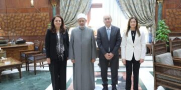 شيخ الأزهر يستقبل سفراء مصر الجدد لدى تايلاند وإندونيسيا وكازاخستان ويوصيهم بملفات الطلاب الوافدين