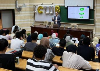 كلية الصيدلة جامعة عين شمس تستضيف ندوة للتعريف بأنشطة مركز الإبتكار وريادة الأعمال بالجامعة ASU-iHub