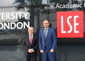 البورصة المصرية توقع بروتوكول تعاون مع الجامعات الأوروبية في مصر