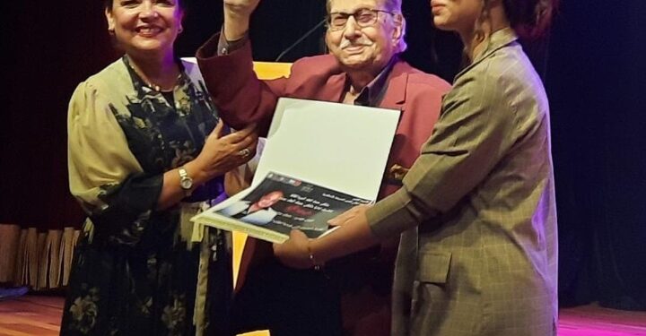 رئيس اكاديمية الفنون تنعي الفنان القدير عثمان محمد علي