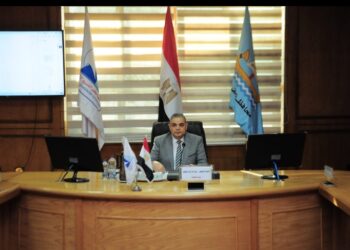 مجلس عمداء جامعة كفر الشيخ يستعرض اتنظام العملية التعليمية داخل الجامعة واتخاذ الإجراءات اللازمة لفصل الشتاء