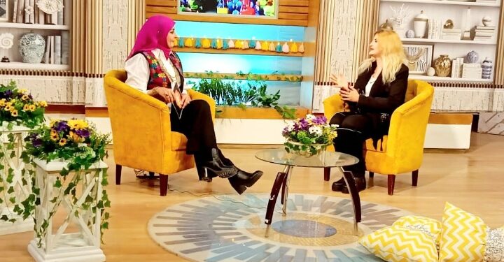 بالفيديو…الكاتبة الصحفية هبه عبد الفتاح تحذر من مخاطر الزواج عن طريق الإنترنت في برنامج زينة بطعم البيوت