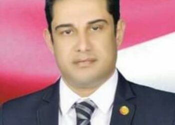 دول من خشب يأكلها اللهب ولا يتبقى منها سوى التراب