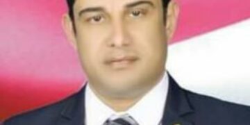 دول من خشب يأكلها اللهب ولا يتبقى منها سوى التراب