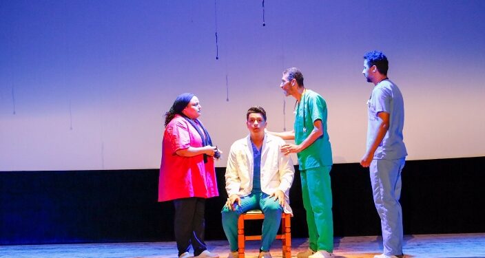 وزيرة الثقافة : “مسرح المواجهة والتجوال” يستمر في تقديم عروضه لمختلف الفئات وفي مناطق لم تكن مطروقة من قبل