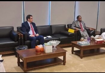 مدير عام المنظمة العربية للتنمية الزراعية يلتقي  بالمسئوليين في وزارة البيئة والتغير المناخي بدولة قطر