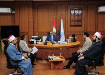 ئيس جامعة كفر الشيخ يستقبل وفد مركز الأزهر العالمى للفتوى الإلكترونية