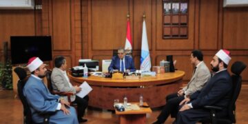 ئيس جامعة كفر الشيخ يستقبل وفد مركز الأزهر العالمى للفتوى الإلكترونية