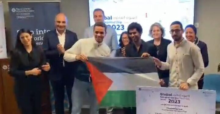 زراعة عين شمس تحصد المركز الأول بمسابقة “الهاكاثون AUC” الجامعة الامريكية