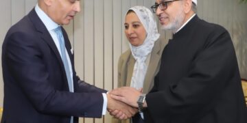 رئيس جامعة الأزهر يهنئ الدكتور محمد ضياء زين العابدين بثقة القيادة السياسيَّة وتعيينه رئيسًا لجامعة عين شمس