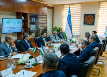 الأمين العام لمجلس حكماء المسلمين يلتقي مستشار رئيس أوزبكستان ووزير الشئون الدينية ورئيس أكاديمية أوزبكستان الإسلامية الدولية