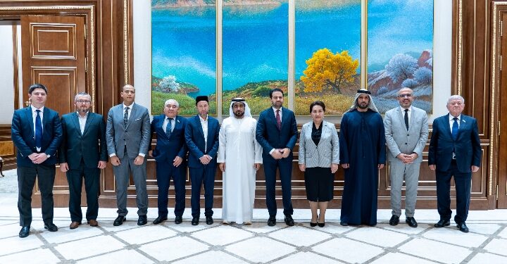 الأمين العام لمجلس حكماء المسلمين يلتقي رئيسة مجلس الشيوخ في أوزبكستان