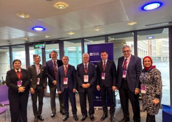 وزير التعليم العالي يلتقي بنظيره الجورجي بمؤتمر “نحو العالمية Going Global” باسكتلندا