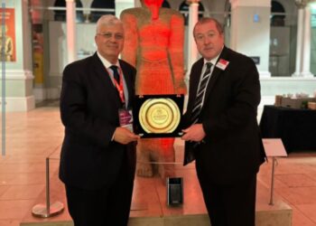 وزير التعليم العالي يلتقي بوزيري التعليم، والتعليم العالي والتعليم المستمر بالمملكة المتحدة