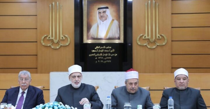 وكيل الأزهر : القرآن دستور الإنسانية الأول والأخير وضمان سلامها وأمنها