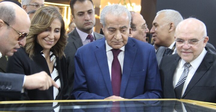 المصيلحي وسمير يفتتحا النسخة الثالثة  من المعرض الدولي للذهب والمجوهرات ” نبيو”