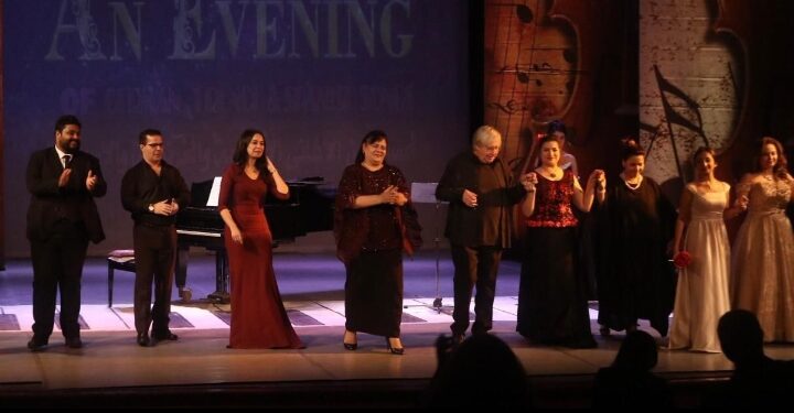 مقتطفات من أشهر الاوبرات العالمية علي المسرح الكبير  شمشون ودليلة وكارمن وريجوليتو يلتقون فى الاوبرا