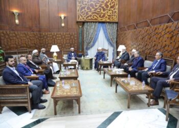 شيخ الأزهر يعلن استعداد الأزهر لافتتاح معاهد أزهرية في اليمن