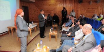 جامعة كفر الشيخ تعقد ورشة عمل توعوية بعنوان ” التحول الي برامج رقمية من خلال منصات التعلم الالكتروني”