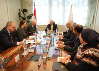 وزير التعليم العالي يلتقي بوفد جامعة إكستر البريطانية لبحث وتعزيز التعاون المشترك