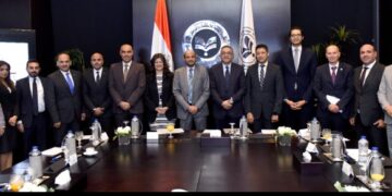 الرئيس التنفيذي للهيئة العامة للاستثمار ورئيس البورصة يبحثان تفعيل أطر التعاون بين المؤسستين لتهيئة بيئة أفضل للاستثمار ودفع عجلة التنمية الاقتصادية