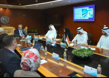 رئيس الرقابة المالية يستقبل وفد مسئولي جهاز أبو ظبي للمحاسبة لبحث سبل التعاون المشترك