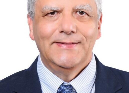 اختيار الدكتور عمرو عدلى  عضوا بالمجمع العلمى المصرى