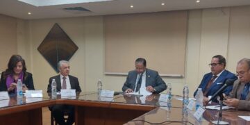 فلسطين في القلب” بالأعلى للثقافة مائدة مستديرة بمناسبة اليوم العالمي للتضامن مع الشعب الفلسطيني