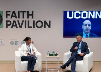 دور الأديان في توعية الشعوب والمجتمعات بأخطار الأزمة المناخية .. ضمن فعاليات اليوم الثاني لجناح الأديان في COP28