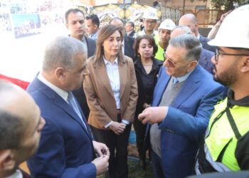 وزيرة الثقافة ومحافظ سوهاج يناقشان خطة عمل المشاريع والفعاليات الثقافية بالمحافظة