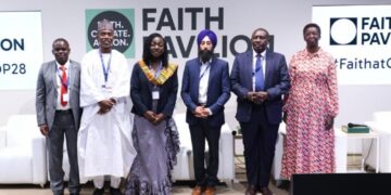 العدالة البيئية وتعزيز قدرات الشباب في مواجهة أزمة المناخ.. ضمن فعاليات اليوم الثالث لجناح الأديان في COP28